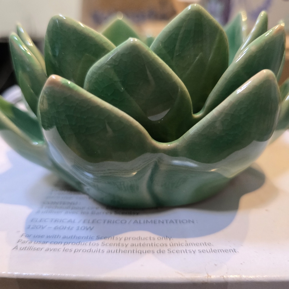 Scentsy Sage Green Ceramic Art Piece